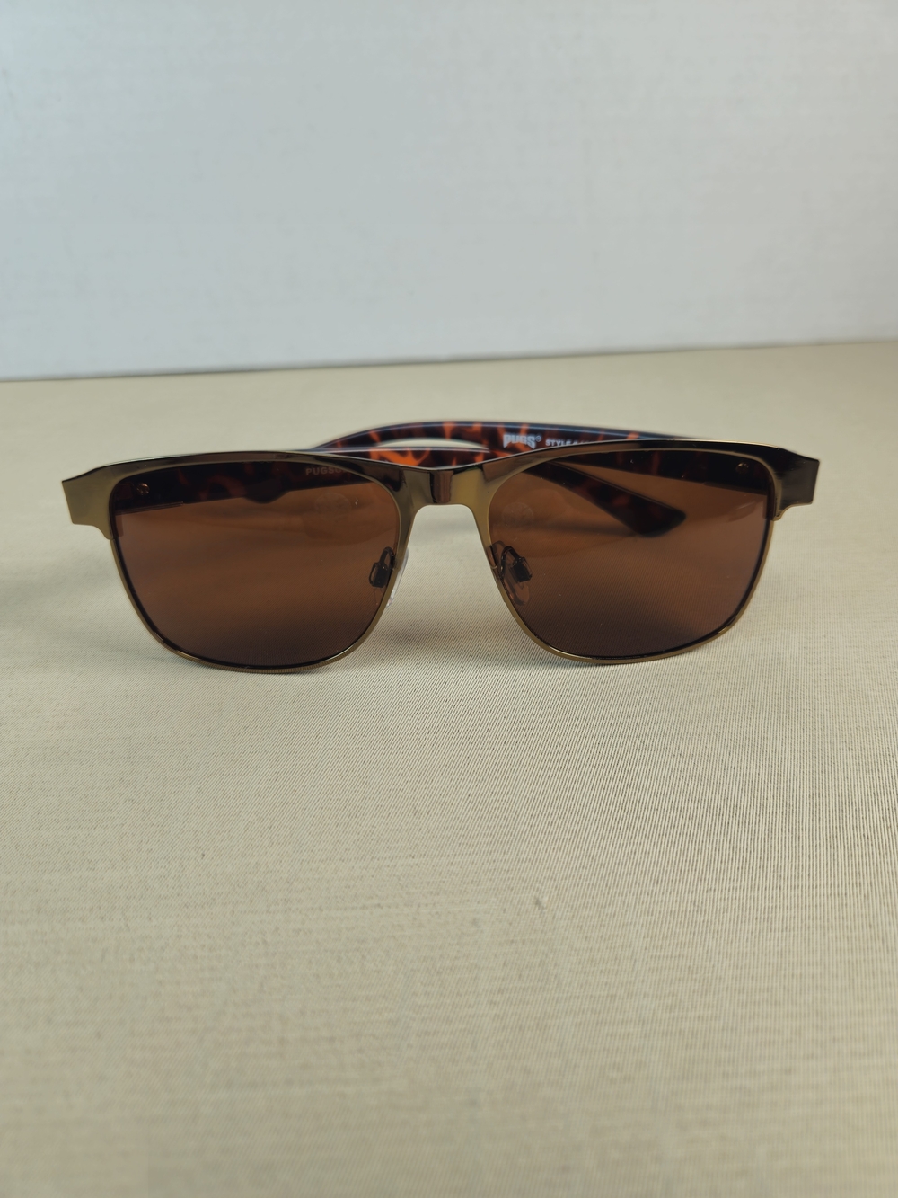 Pugs Polarized and 100 UV Sunglasses Classic Urban Retro Style 1601